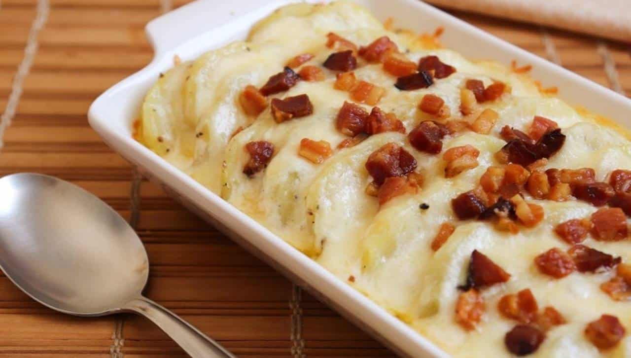 Receita de nhoque gratinado com creme de abóbora e calabresa