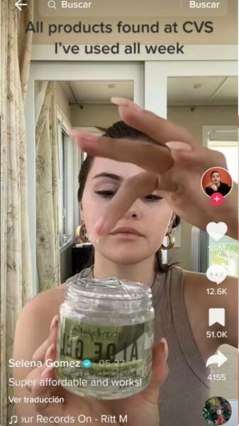 Selena Gomez revela seu segredo para produzir colágeno natural e ter pele de porcelana