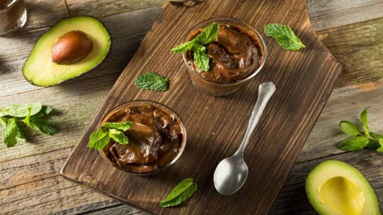 Mousse de abacate com chocolate