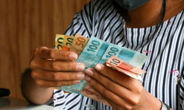 BOA NOTÍCIA: Apenas mulheres vão receber R$ 1.302 por mês no Cadastro Único