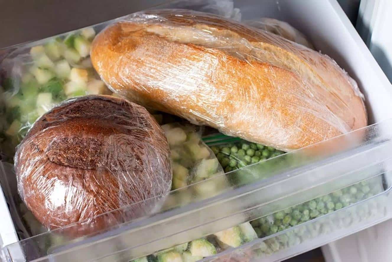 Como congelar o pão e quanto tempo você pode manter no freezer? A maioria das pessoas faz errado