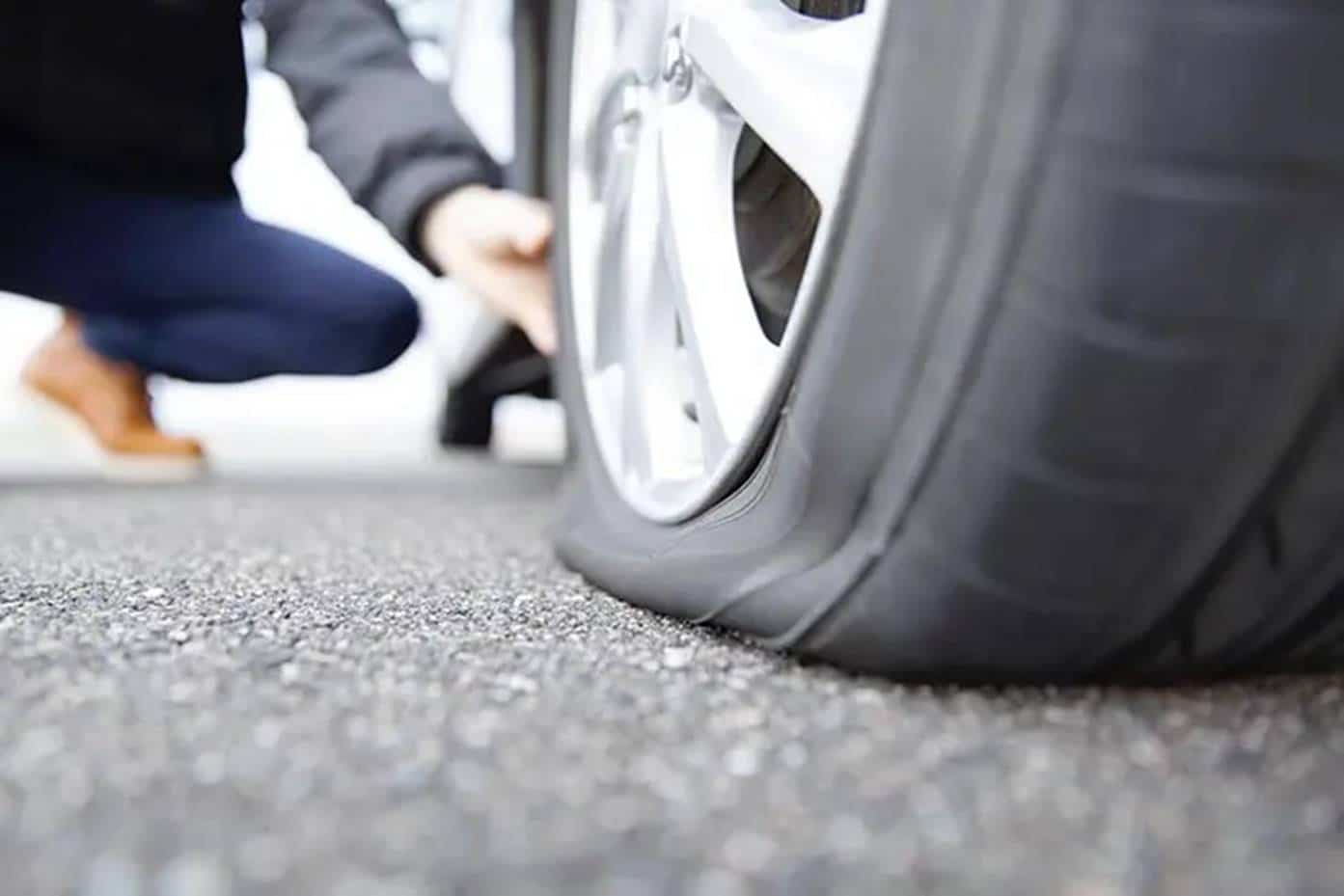 usar ar para encher os pneus do carro