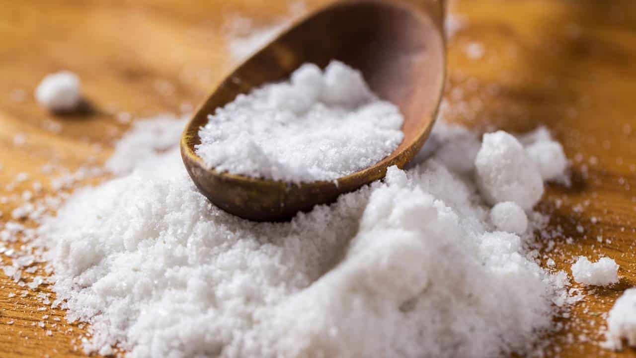 20 formas de usar Sal para limpar a casa que vai te deixar de boca aberta