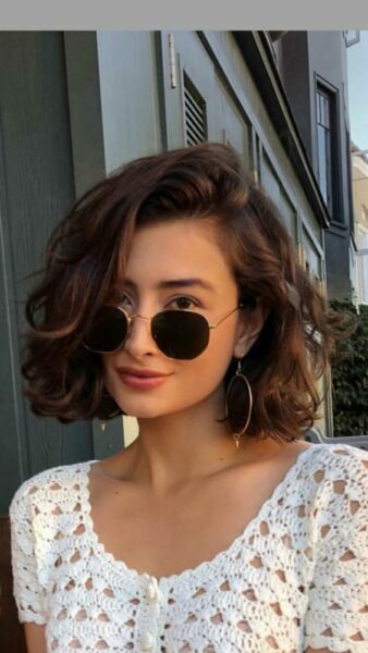 5 looks de acessórios com corte bob para te ver impecável aos 30 e 40 anos