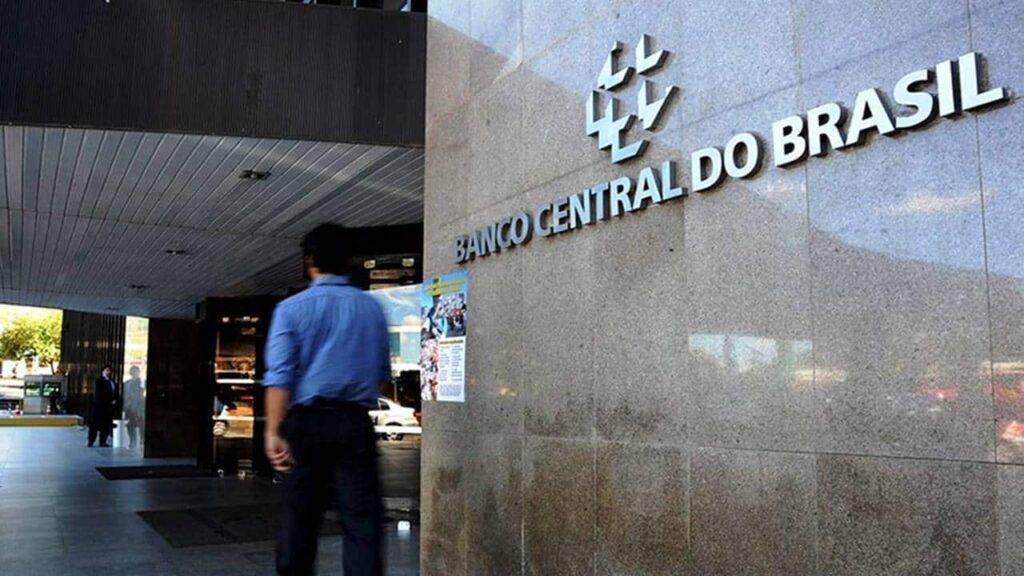 CONFIRMADO: Bancos deixarão de oferecer antiga função por causa do Pix