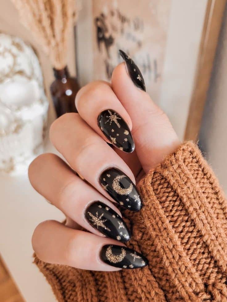 Best Nail Arts For You unhas modelos preto com estrelas