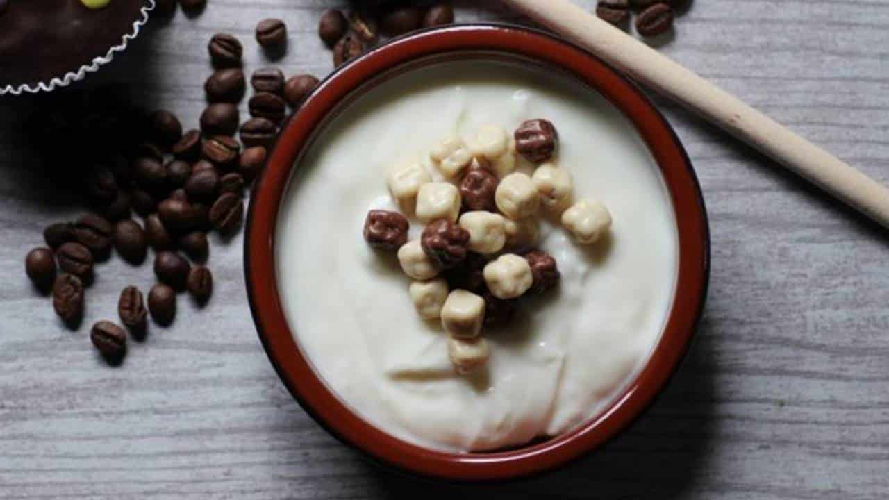 CREME DE CAFÉ COM AVELÃ: uma sobremesa rápida e deliciosa