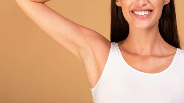 5 maneirs de eliminar a irritação nas axilas e restaurar a suavidade da pele