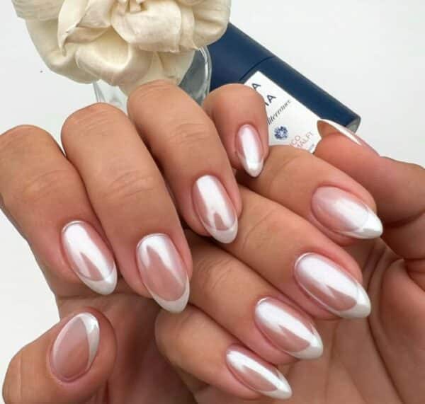 Manicure francesinha metálica