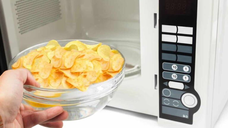 Revelado o segredo para fazer batata frita (chips) no micro-ondas facilmente