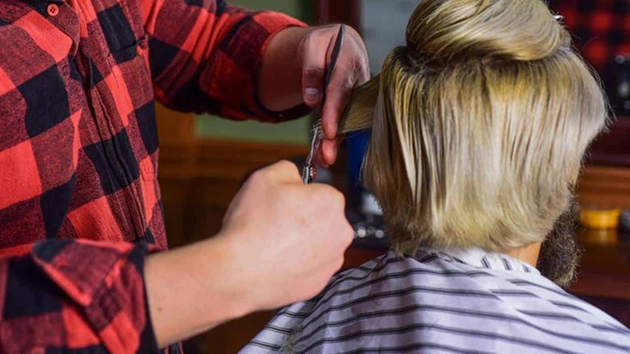 Conheça o corte que arrasa e dar jovialidade para mulheres de 50 anos