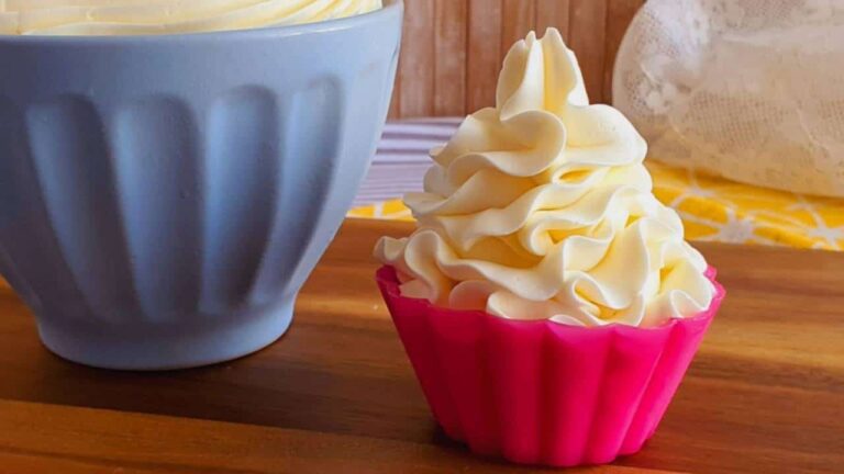 É incrível: creme de leite condensado com dois ingredientes