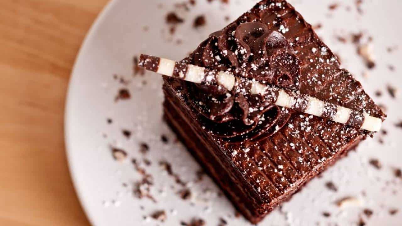 MARQUISE DE CHOCOLATE: a sobremesa fácil que você vai adorar
