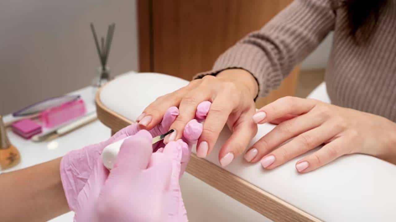 Unhas hiper-realistas: o design de unhas que já é um sucesso