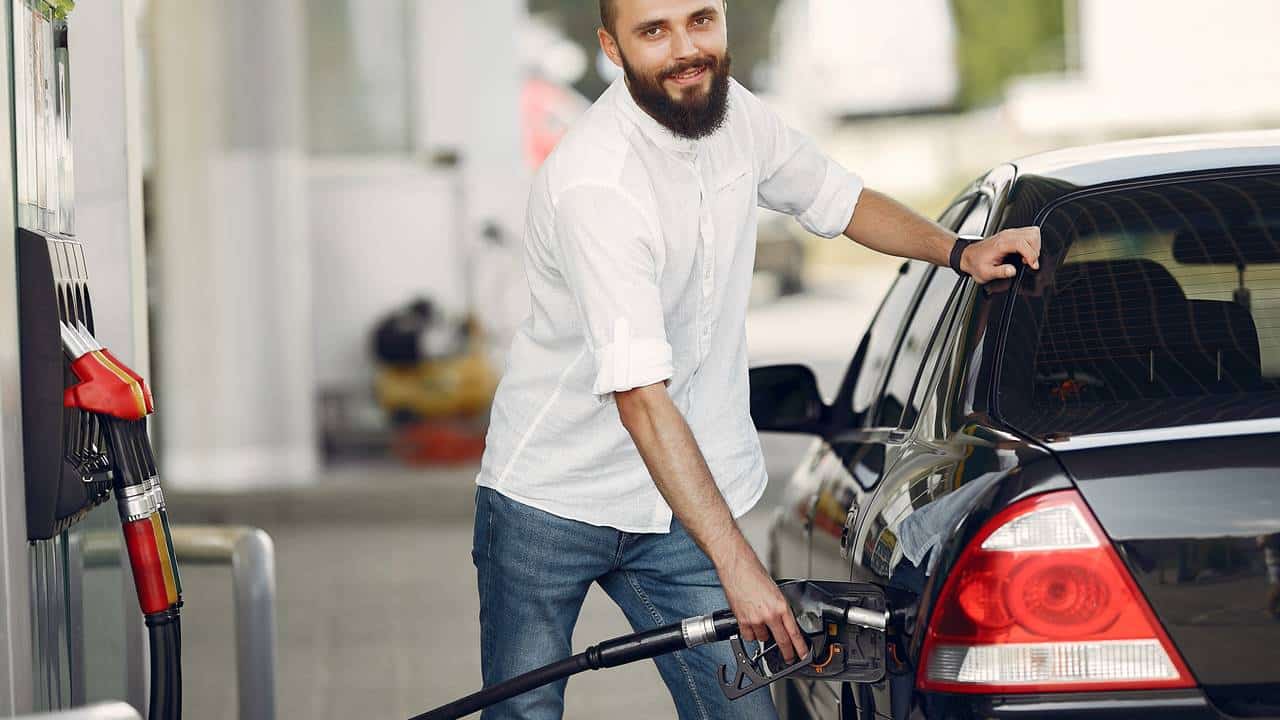 5 dicas para economizar o combustível do seu carro