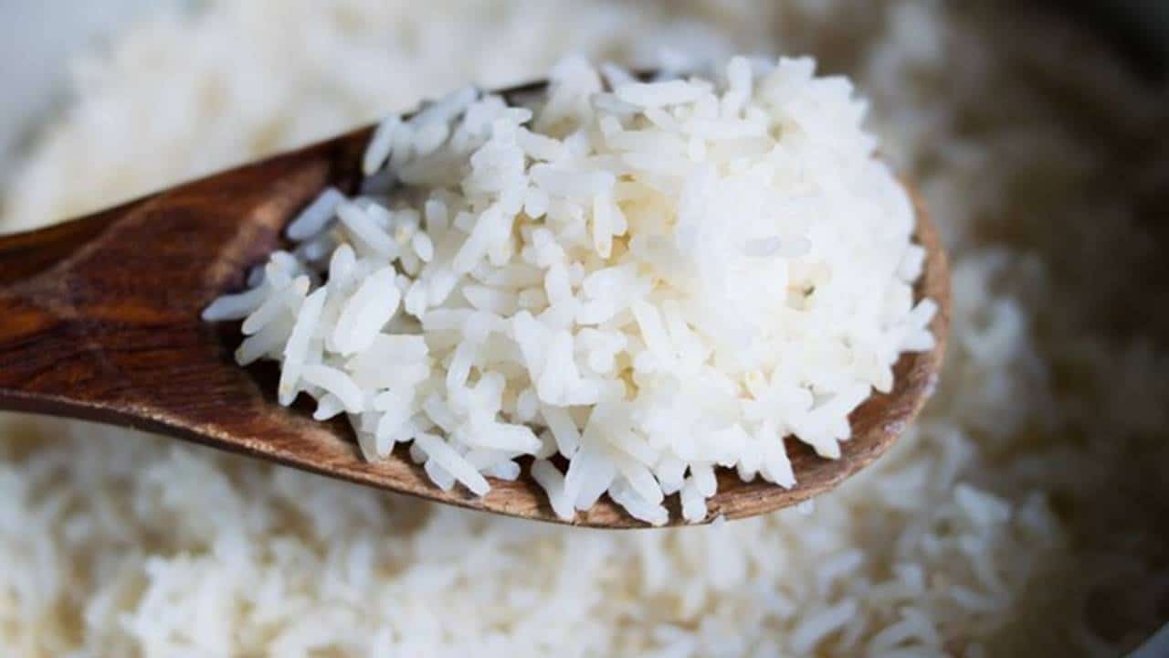 erro comete na hora de cozinhar arroz: