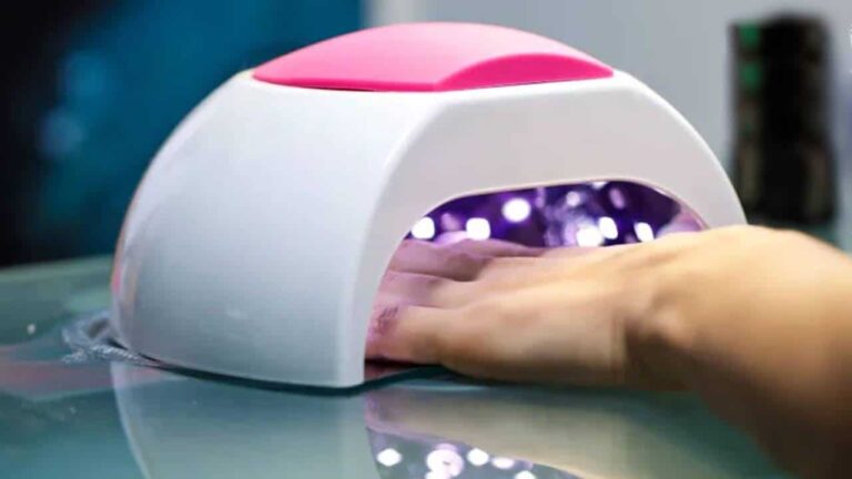 Qual é melhor: lâmpada LED ou UV para unhas?