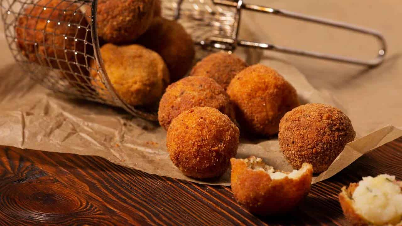 Deliciosos Croquetes De Batata Com Presunto Rápido E Prático 0532