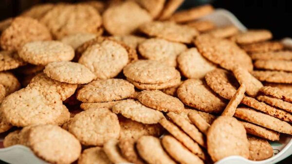 Receita rápida e fácil de biscoitos amanteigados caseiros