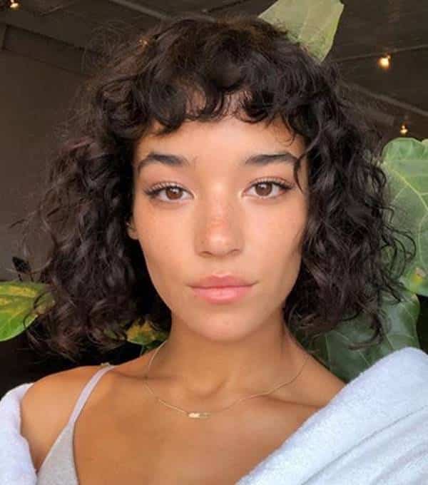 Tashi Rodriguez () cabelo corte bob frances