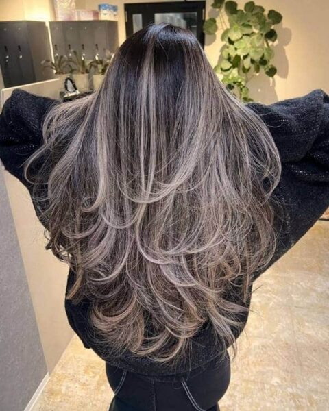 cabelo longo em camadas