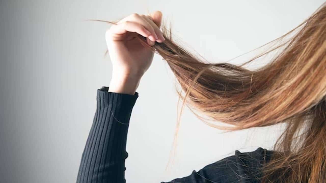 Máscara capilar para restaurar o cabelo e eliminar o frizz