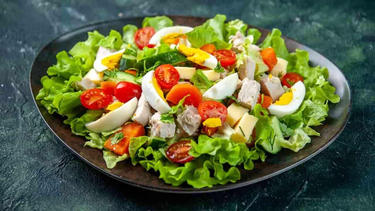 Esta salada tropical é incrível e nutritiva
