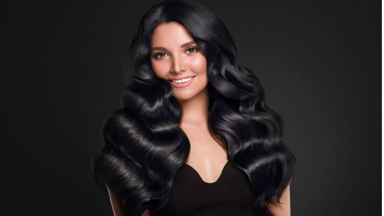 3 maneiras naturais de remover tintura preta do cabelo 