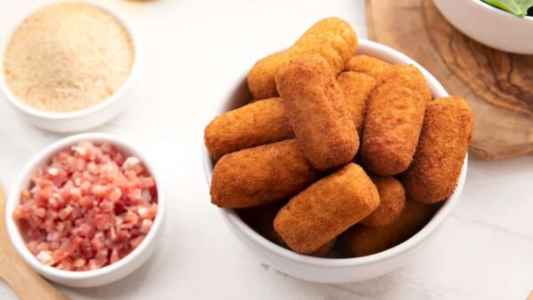 Esta receita de croquetes de presunto e queijo é perfeita