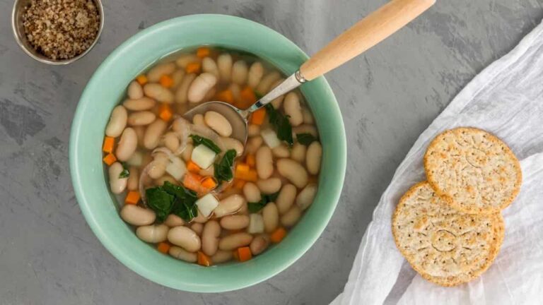  Preparei um autentico feijão branco com carne e ficou perfeito
