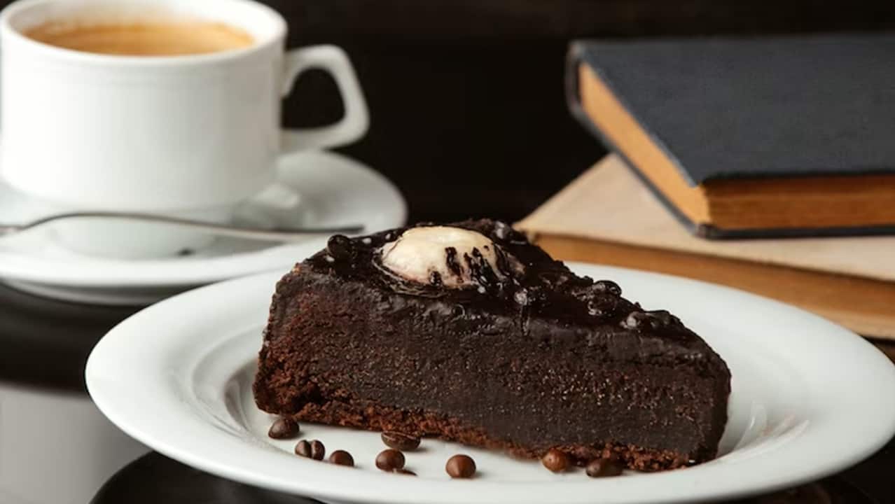  Delicioso e fofo: Bolo de chocolate com iogurte receita simples