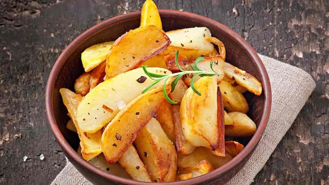 Aperitivo perfeito: Batatas assadas no forno sabor surreal