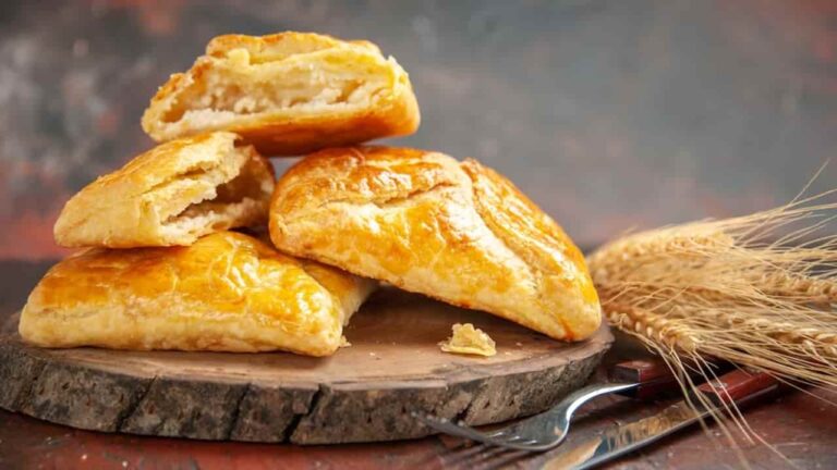 Prepare esta deliciosa empanada recheada surreal