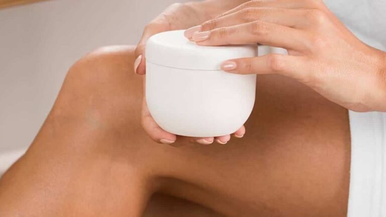 Aprenda o método simples para fazer creme de depilação