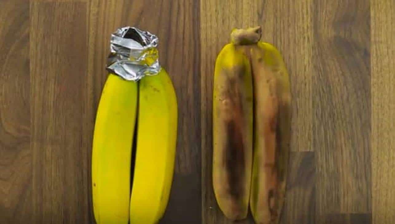 Por que você deve enrolar os talos das bananas no papel alumínio?