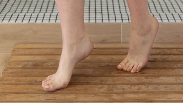 Micose nos pés: Remédio caseiro de especialistas para eliminá-la