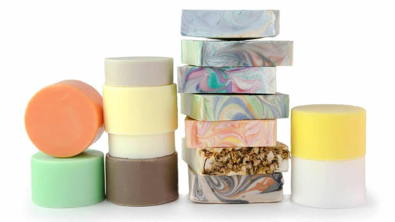 Cosméticos Sólidos: o que são, para que servem e porque todos os preferem