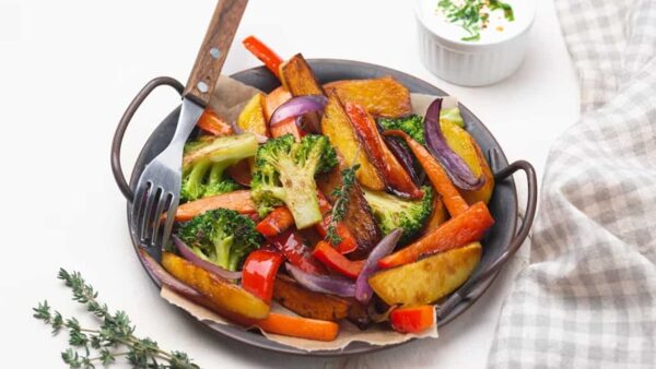 Batatas e pimentões cozidos na Air fryer sabor surreal