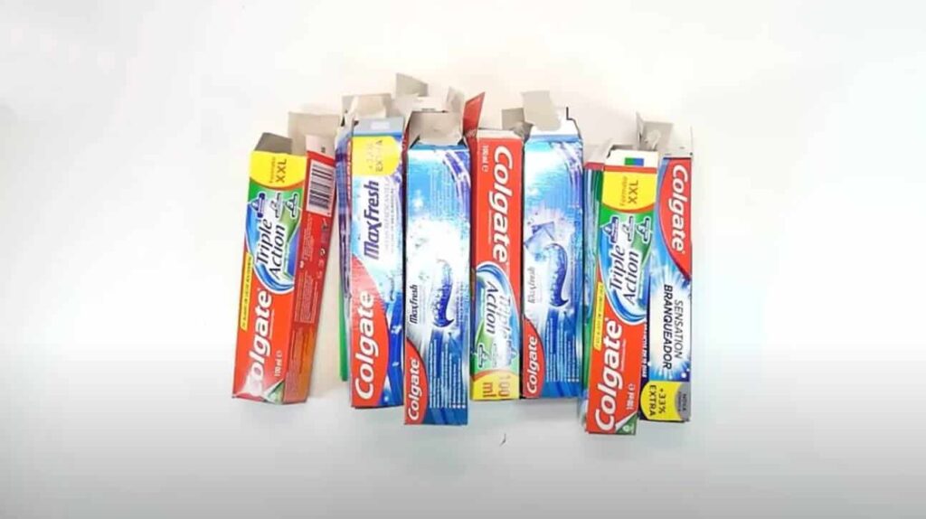 Nunca mais a caixa da pasta de dente no lixo