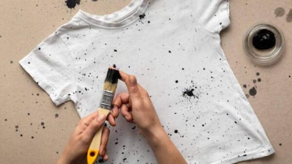 Veja a maneira mais eficaz de remover manchas de tinta das roupas