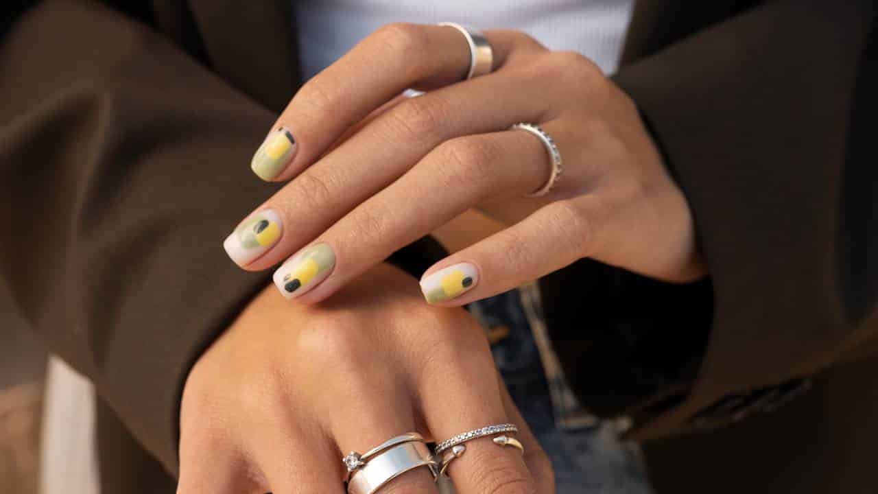 Unhas chique para trabalhar: 3 ideias que estão na moda!