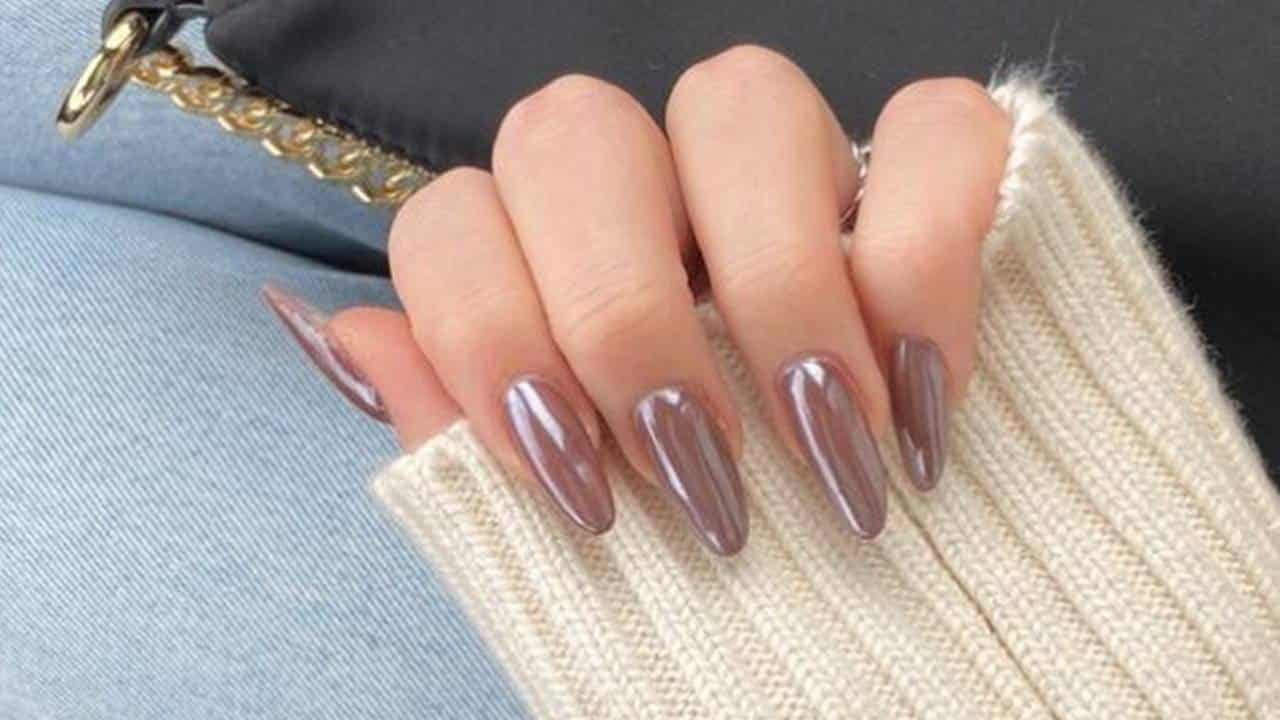 As cores de esmaltes que estarão na moda na primavera de 2023