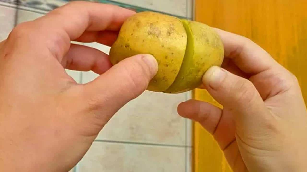 Muitas pessoas esfregam batatas nos espelhos por um motivo insuspeito