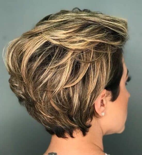 cortes de cabelo para esconder os cabelos grisalhos