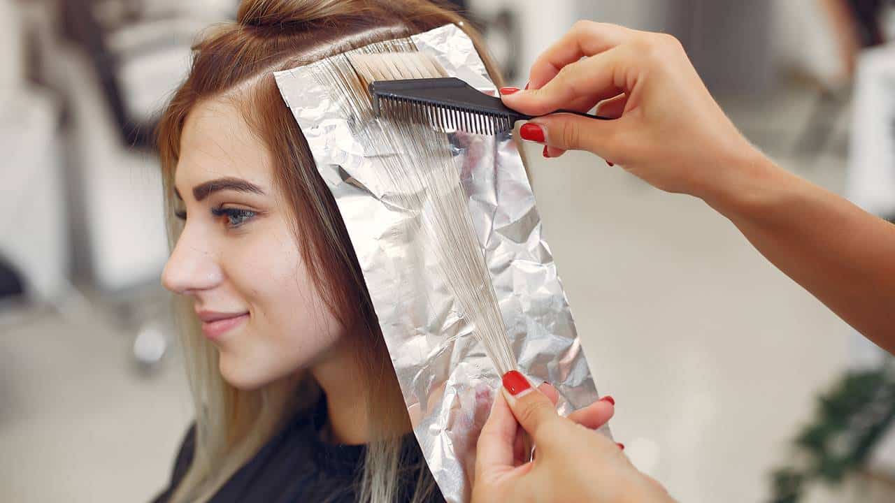 3 cores de cabelo perfeitas para ESCONDER os grisalhos!