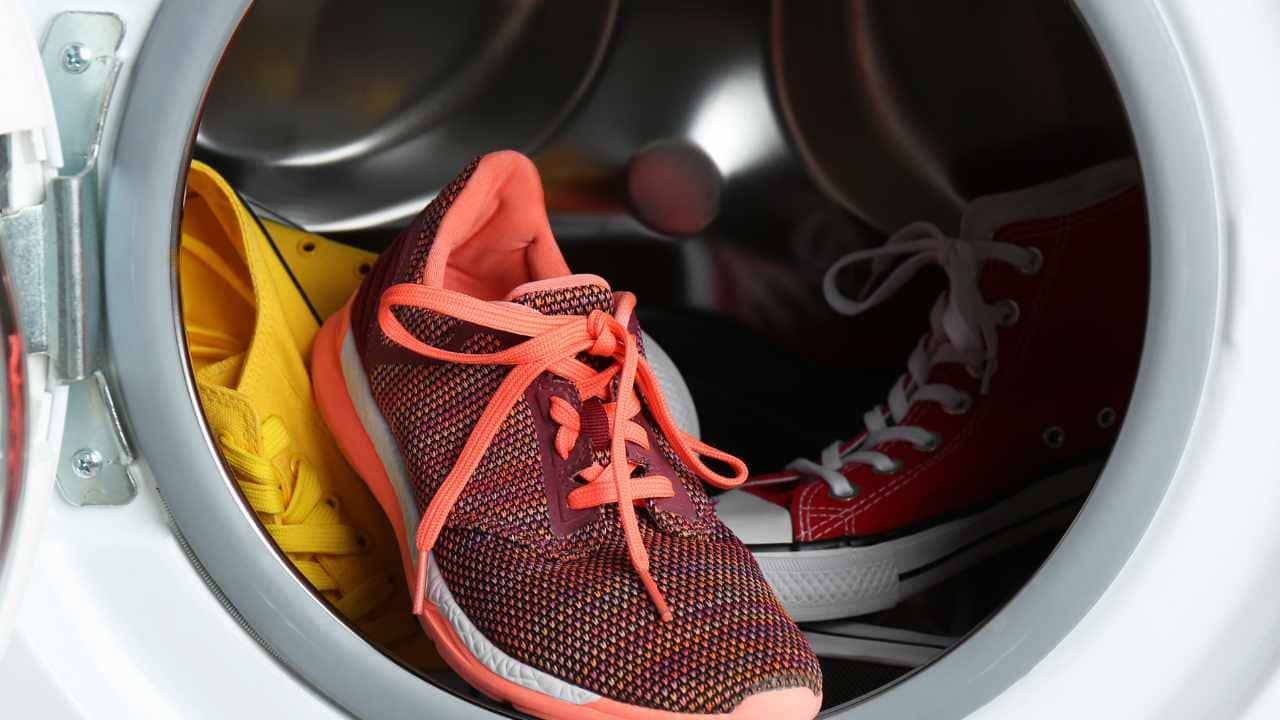 Dicas úteis para lavar sapatos na máquina e conservá-los da melhor maneira