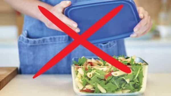 6 alimentos que você nunca deve armazenar em vasilhas de plástico