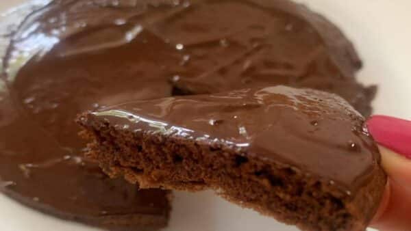 Bolo de chocolate de frigideira