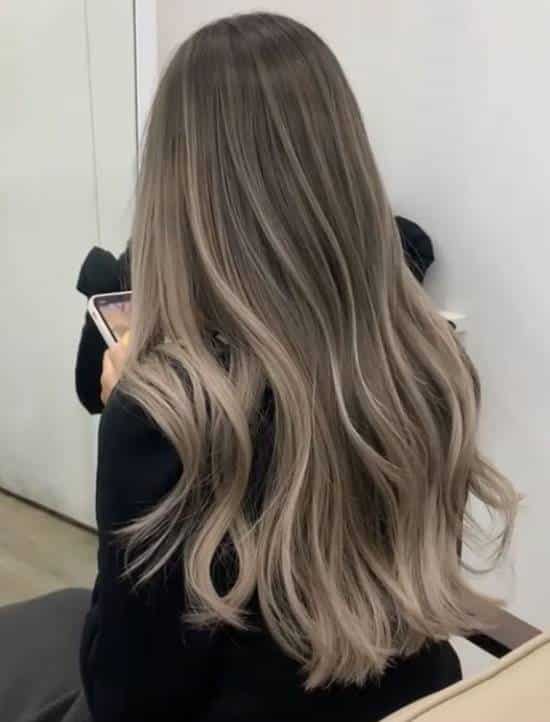 Cabelo ombré Loiro Escuro a Cinza Frio