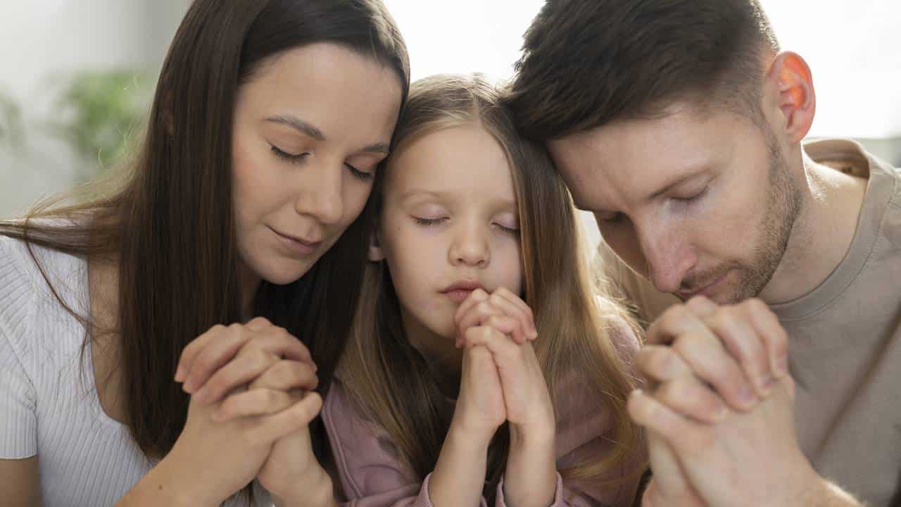 Oração a família nas mãos de Deus